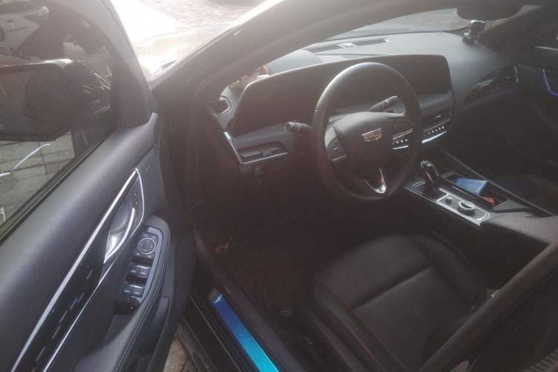 Used Cadillac CT5 2025 28T Track Performance Edition Driver Seat