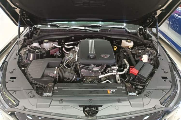 Used Cadillac CT5 2025 28T Urban Sport Edition Engine Bay