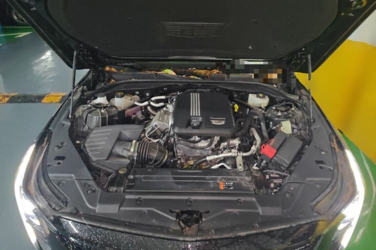 Used Cadillac CT5 2025 28T Track Performance Edition + Peak Track Optional Package Engine Bay