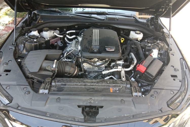 Used Cadillac CT5 2025 28T Urban Sport Edition Engine Bay