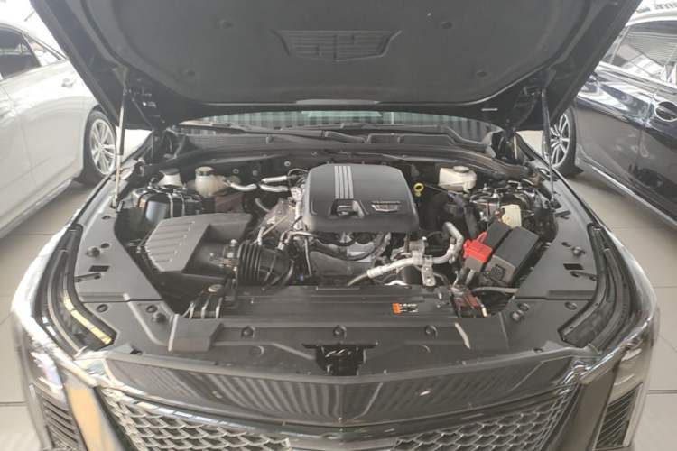 Used Cadillac CT5 2025 28T Track Performance Edition Engine Bay