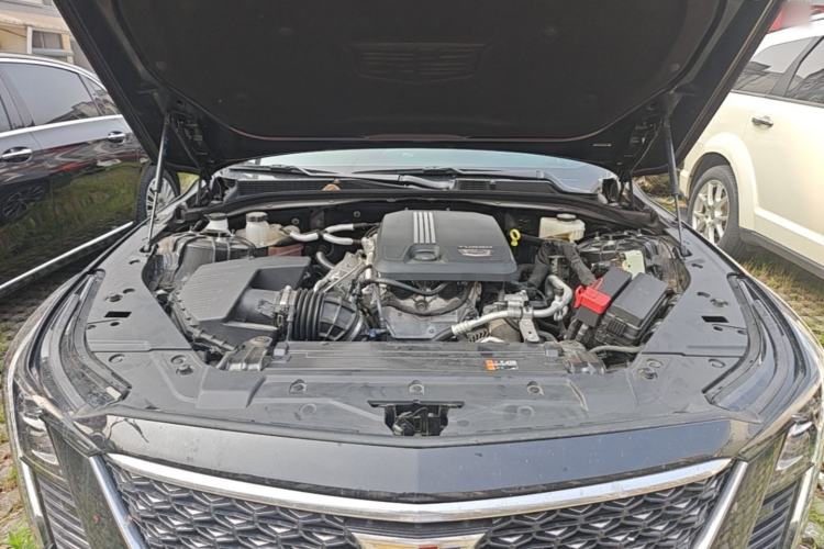 Used Cadillac CT5 2025 28T Urban Sport Edition Engine Bay