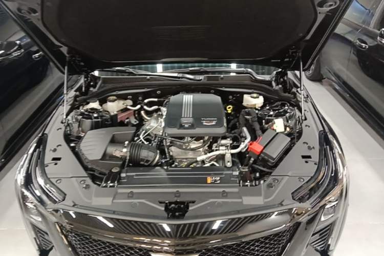 Used Cadillac CT5 2025 28T Track Performance Edition Engine Bay