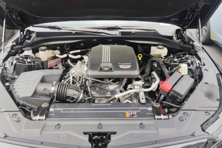 Used Cadillac CT5 2025 28T Urban Sport Edition Engine Bay