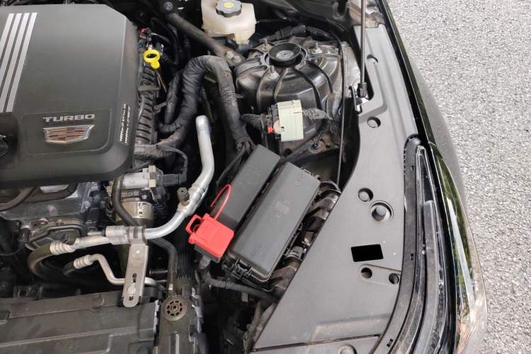 Used Cadillac CT5 2025 28T Urban Sport Edition Engine Bay Left