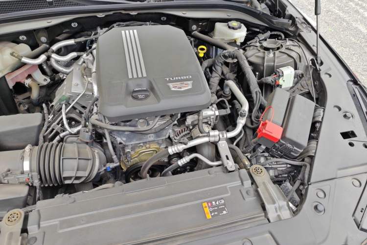 Used Cadillac CT5 2025 28T Urban Sport Edition Engine Bay Left