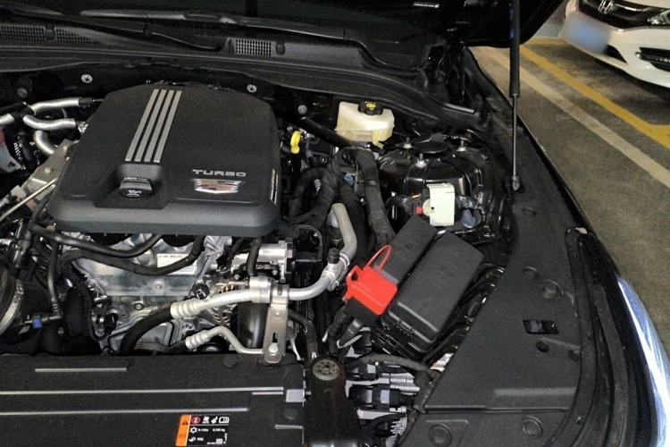 Used Cadillac CT5 2025 28T Urban Sport Edition Engine Bay Left