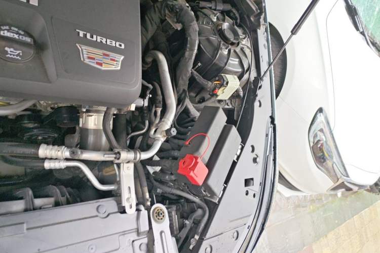 Used Cadillac CT5 2025 28T Urban Sport Edition Engine Bay Left