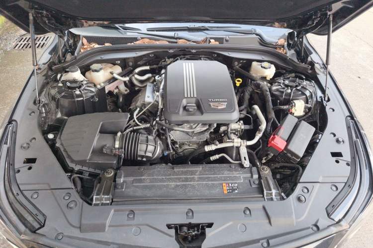 Used Cadillac CT5 2025 28T Urban Sport Edition Engine Bay