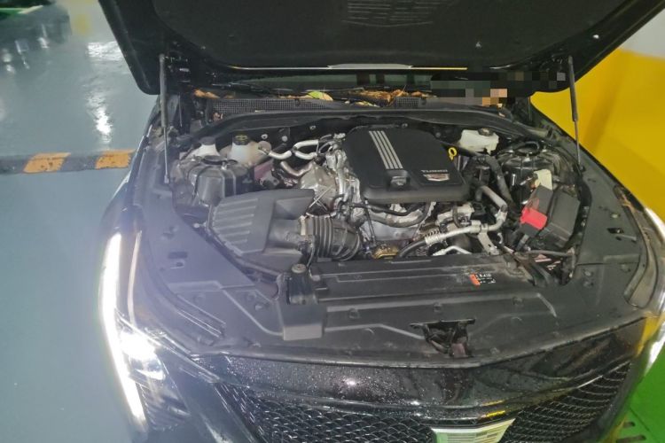 Used Cadillac CT5 2025 28T Track Performance Edition + Peak Track Optional Package Engine Bay Right