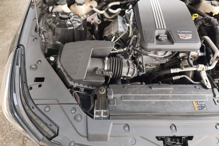 Used Cadillac CT5 2025 28T Urban Sport Edition Engine Bay Right