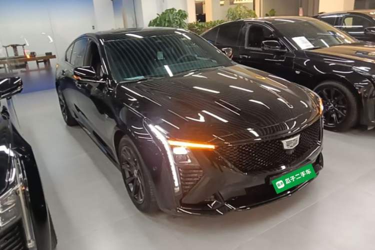 Used Cadillac CT5 2025 28T Track Performance Edition Front Right 45 Deg