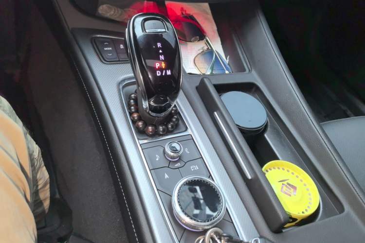Used Cadillac CT5 2025 28T Track Performance Edition Gear Lever