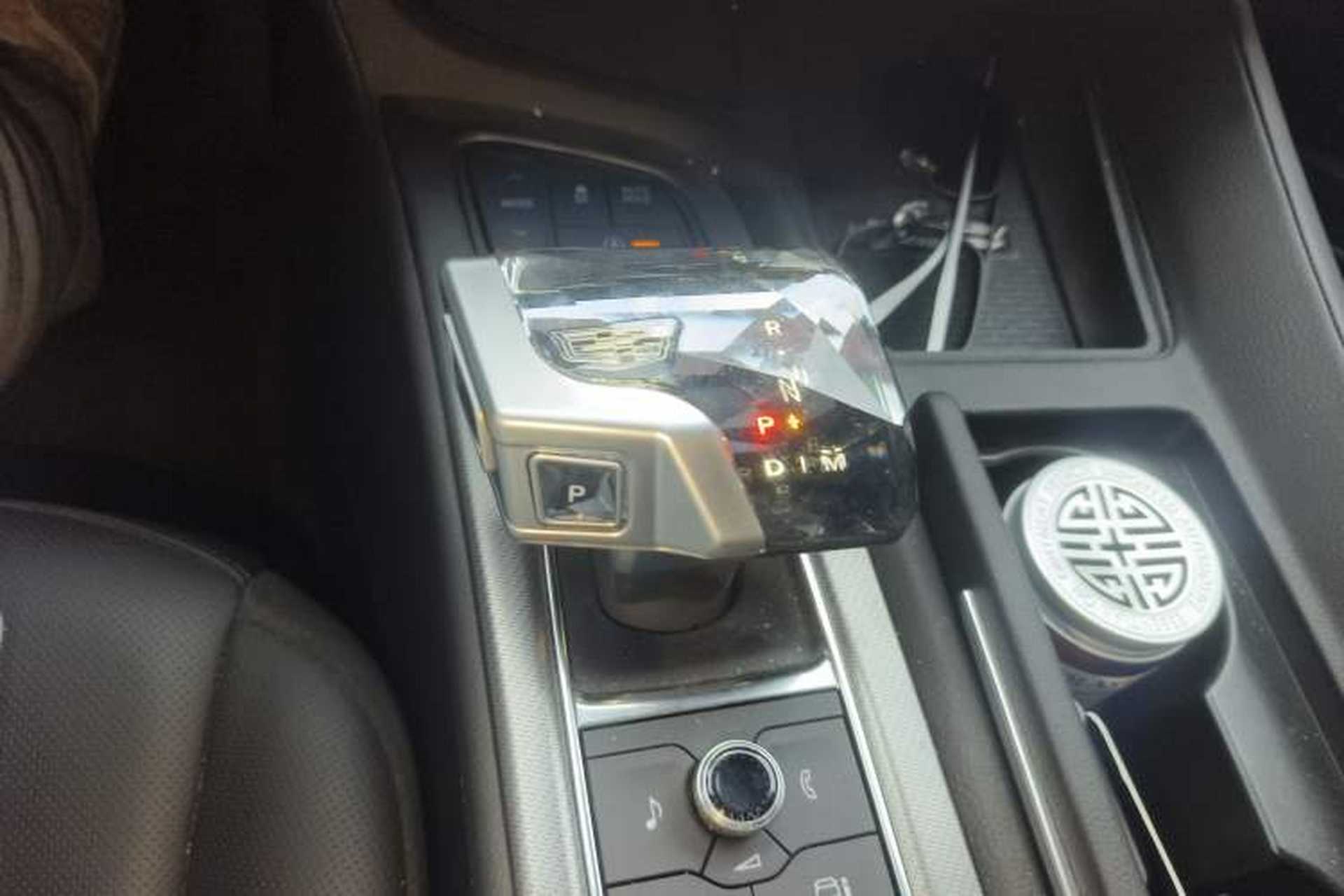 Used Cadillac CT5 2025 28T Urban Sport Edition Gear Lever