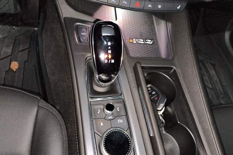 Used Cadillac CT5 2025 28T Urban Sport Edition Gear Lever
