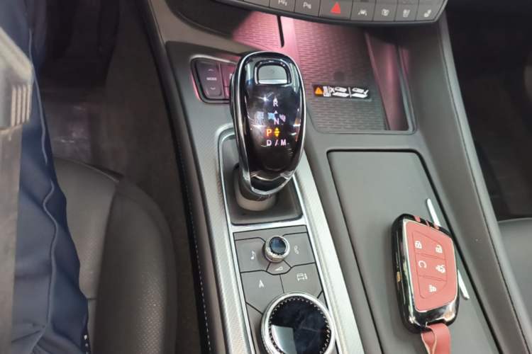 Used Cadillac CT5 2025 28T Track Performance Edition Gear Lever