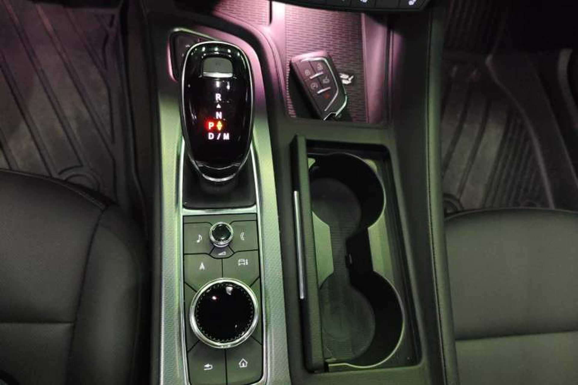 Used Cadillac CT5 2025 28T Urban Sport Edition Gear Lever