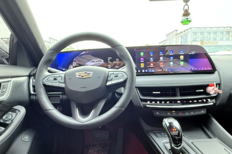 Used Cadillac CT5 2025 28T Urban Sport Edition Interior 11