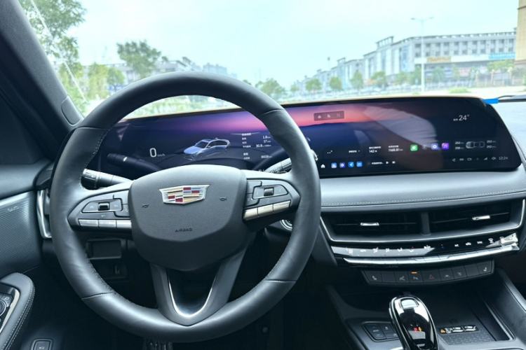 Used Cadillac CT5 2025 28T Urban Sport Edition Interior 11
