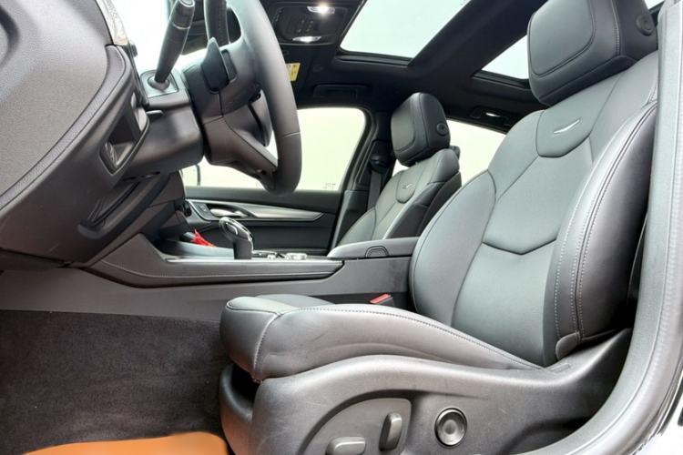 Used Cadillac CT5 2025 28T Urban Sport Edition Interior 3
