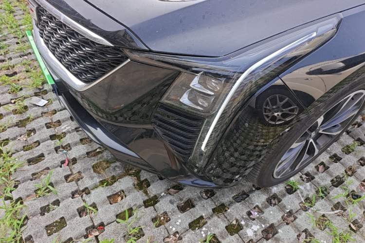 Used Cadillac CT5 2025 28T Urban Sport Edition Left Front Headlight