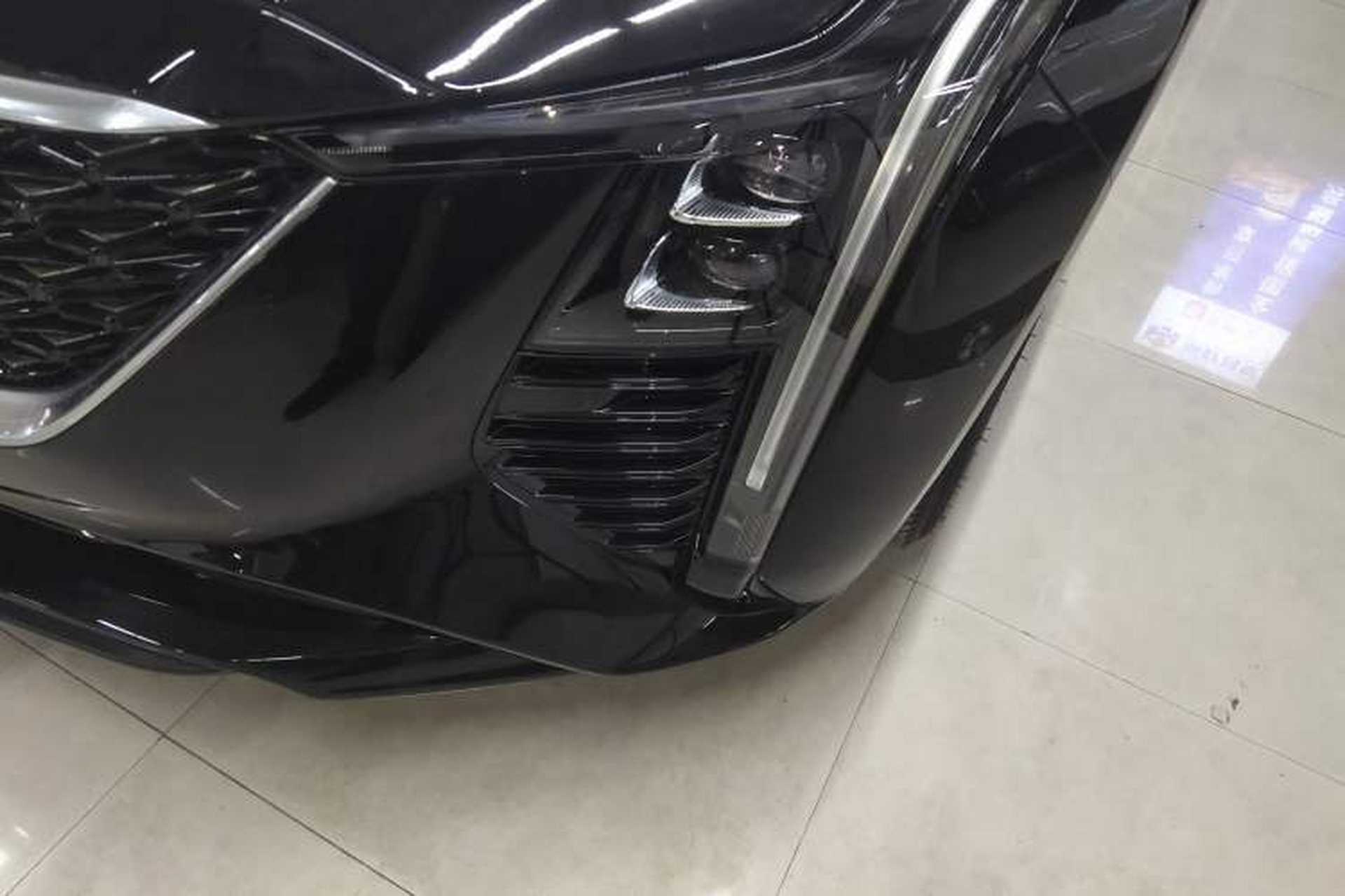 Used Cadillac CT5 2025 28T Urban Sport Edition Left Front Headlight