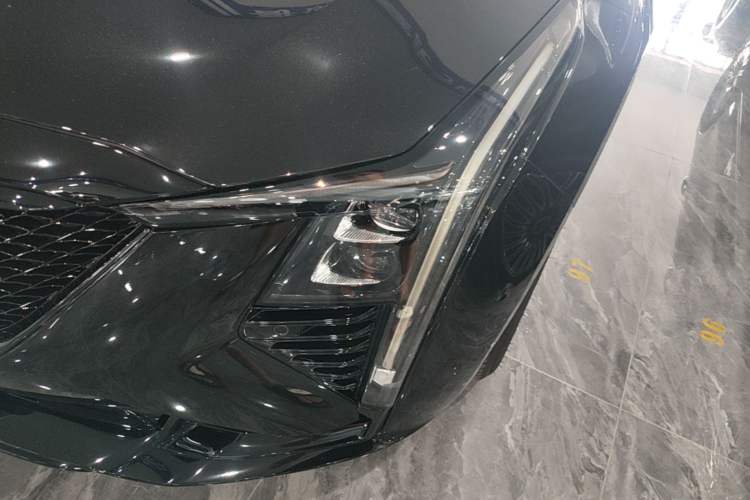 Used Cadillac CT5 2025 28T Track Performance Edition Left Front Headlight
