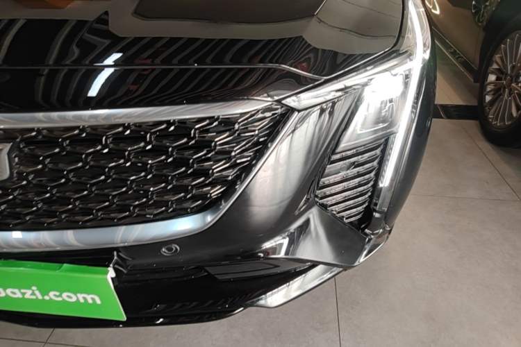 Used Cadillac CT5 2025 28T Urban Sport Edition Left Front Headlight