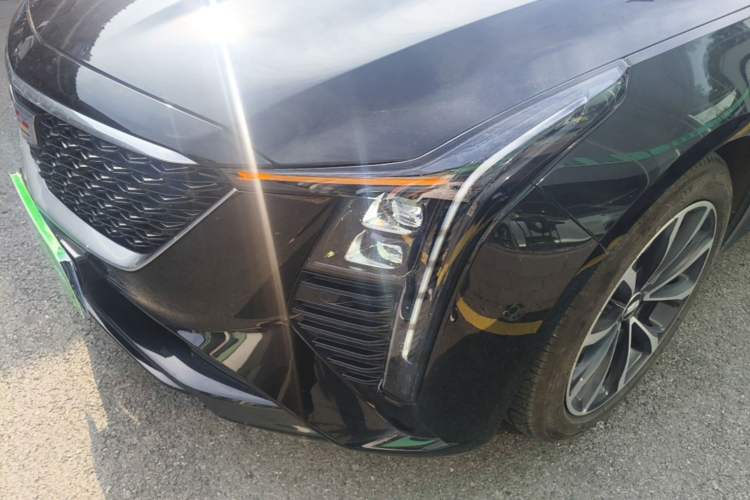 Used Cadillac CT5 2025 28T Urban Sport Edition Left Front Headlight