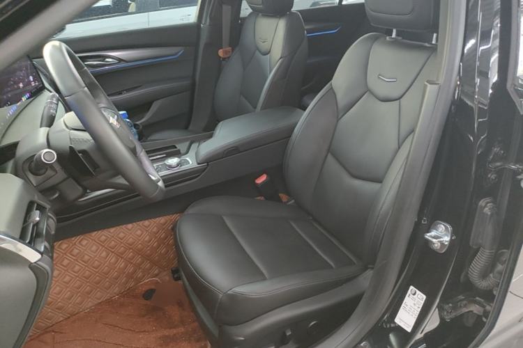Used Cadillac CT5 2025 28T Track Performance Edition Left Front Seat