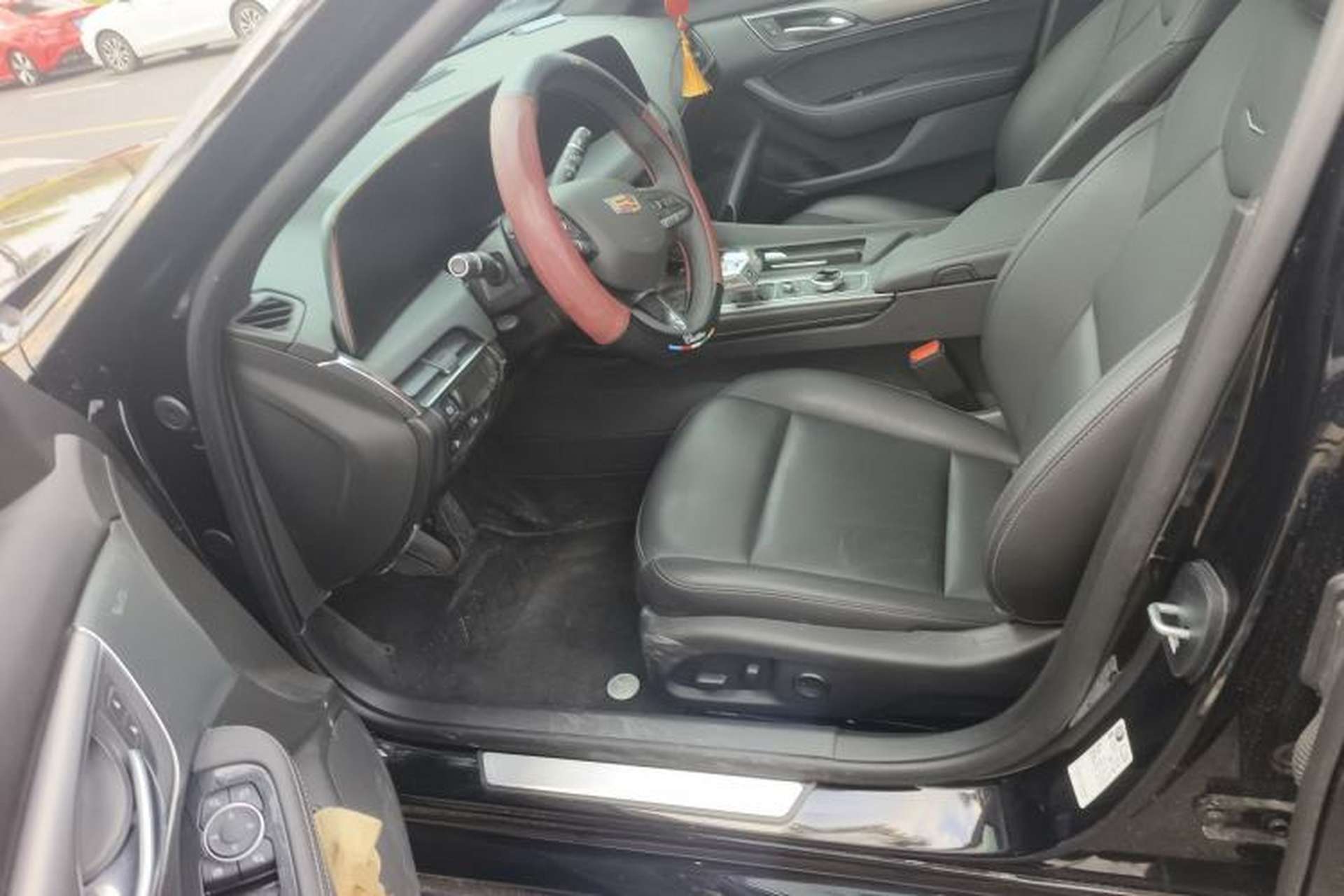Used Cadillac CT5 2025 28T Urban Sport Edition Left Front Seat