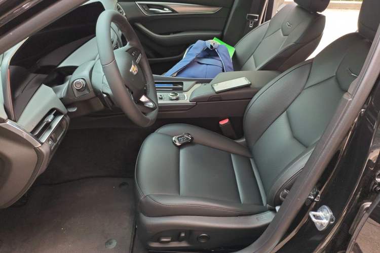 Used Cadillac CT5 2025 28T Urban Sport Edition Left Front Seat
