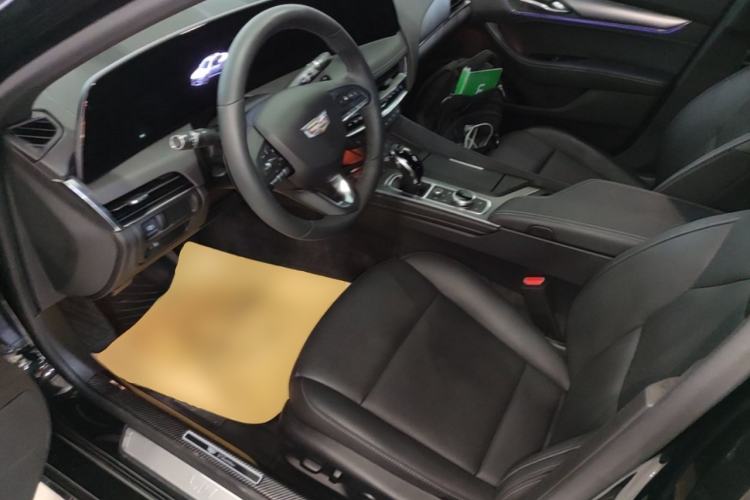 Used Cadillac CT5 2025 28T Track Performance Edition Left Front Seat