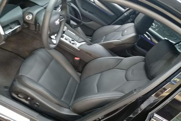 Used Cadillac CT5 2025 28T Track Performance Edition Left Front Seat