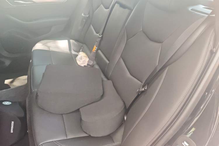 Used Cadillac CT5 2025 28T Urban Sport Edition Left Rear Seat