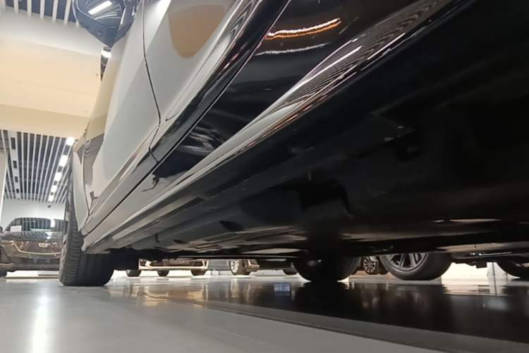 Used Cadillac CT5 2025 28T Track Performance Edition Left Side Sill