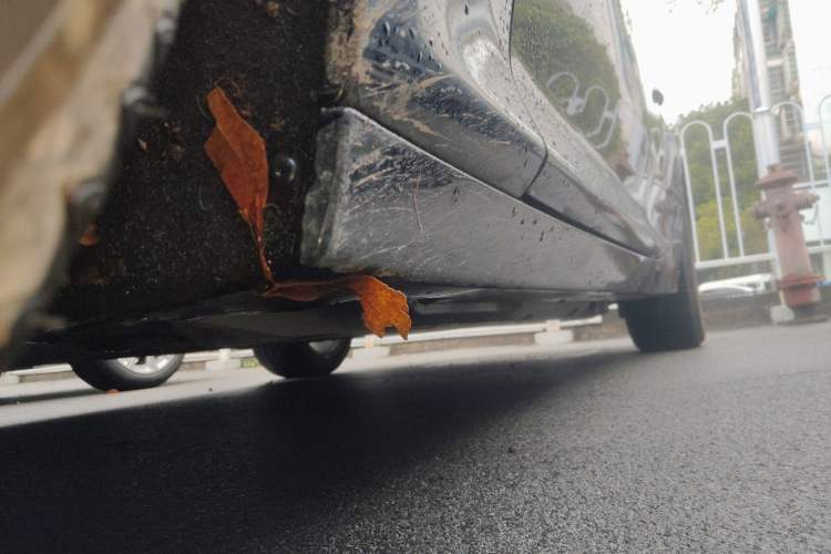 Used Cadillac CT5 2025 28T Urban Sport Edition Left Side Sill
