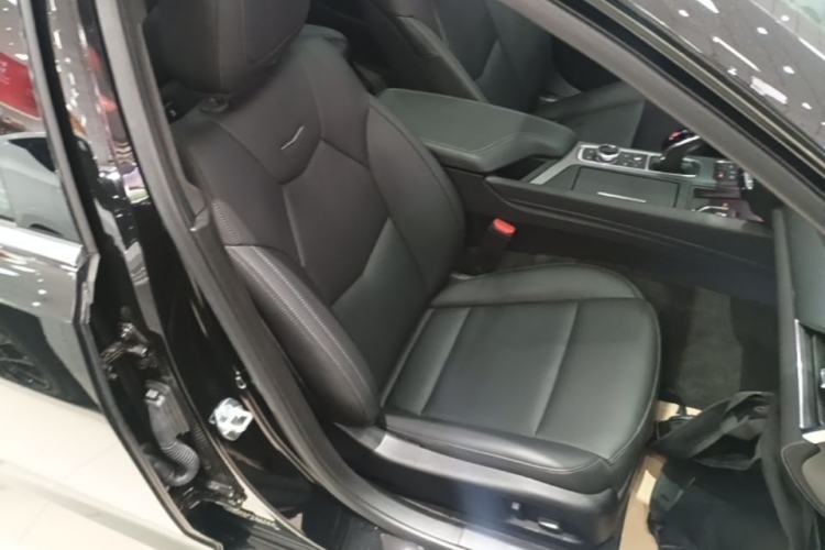 Used Cadillac CT5 2025 28T Urban Sport Edition Right Front Seat