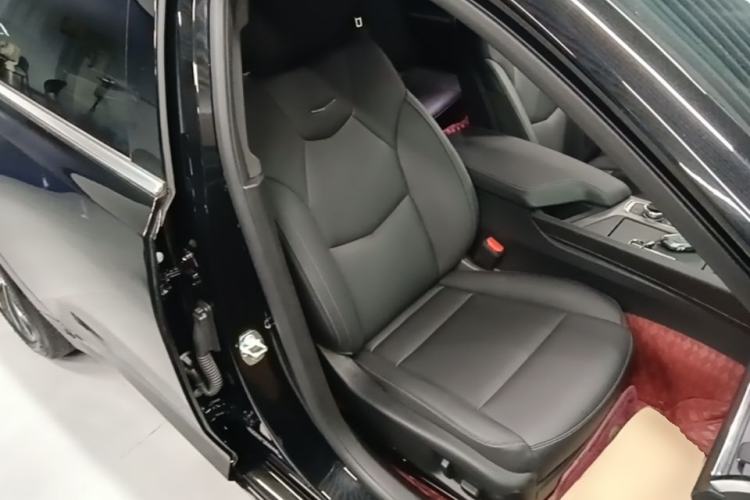 Used Cadillac CT5 2025 28T Urban Sport Edition Right Front Seat