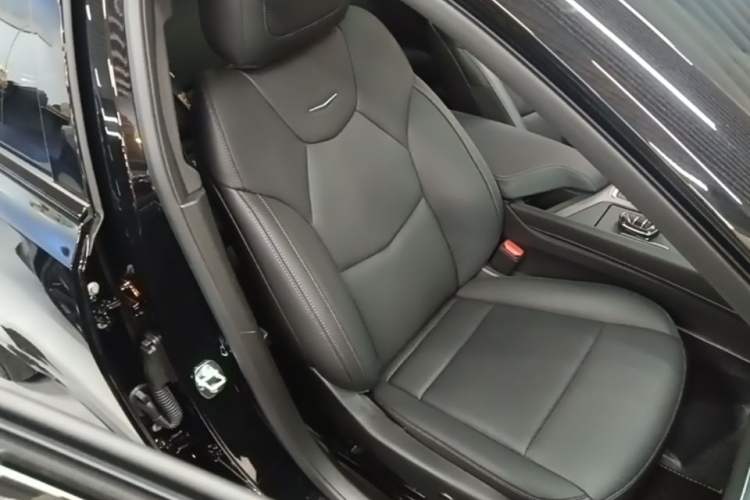 Used Cadillac CT5 2025 28T Track Performance Edition Right Front Seat