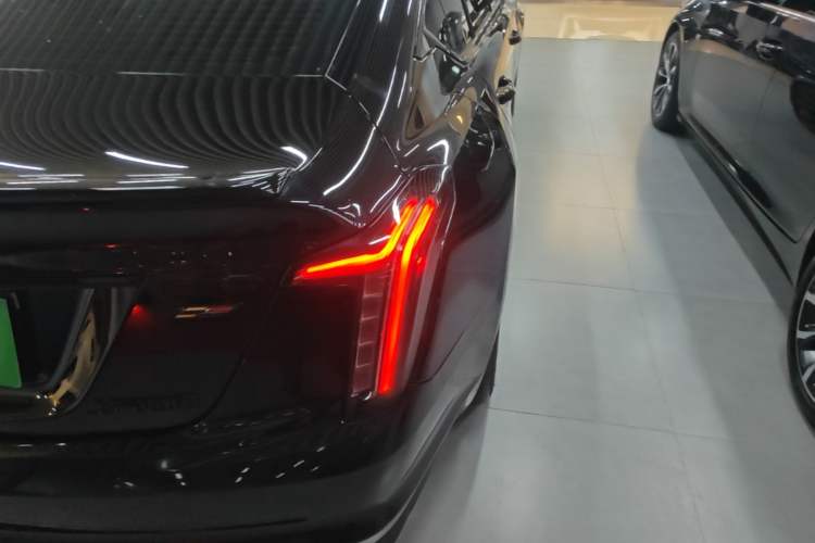 Used Cadillac CT5 2025 28T Track Performance Edition Right Rear Taillight