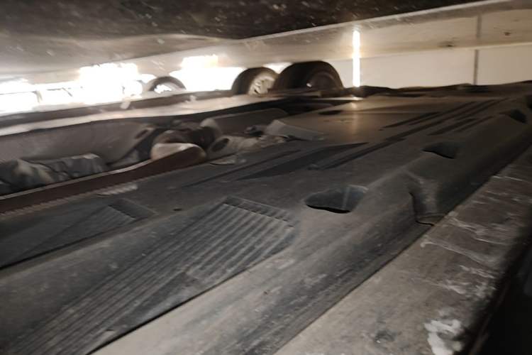 Used Cadillac CT5 2025 28T Urban Sport Edition Right Side Sill