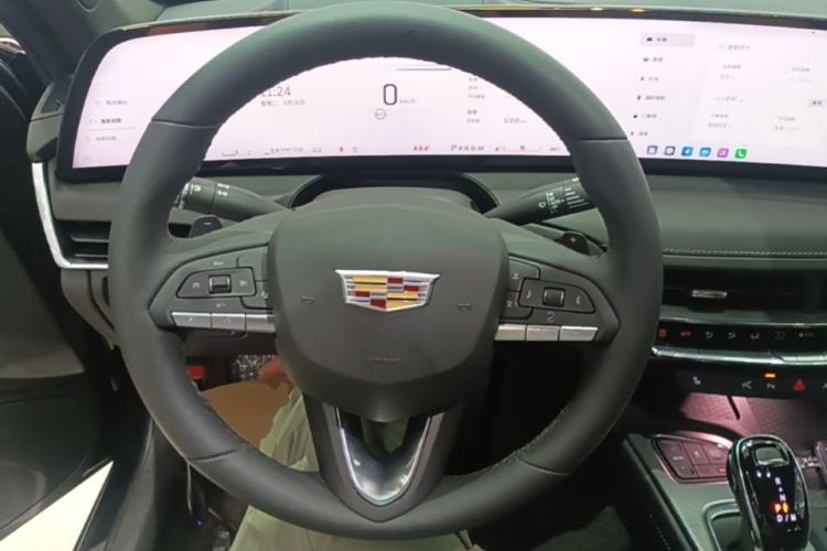 Used Cadillac CT5 2025 28T Urban Sport Edition Steering Wheel