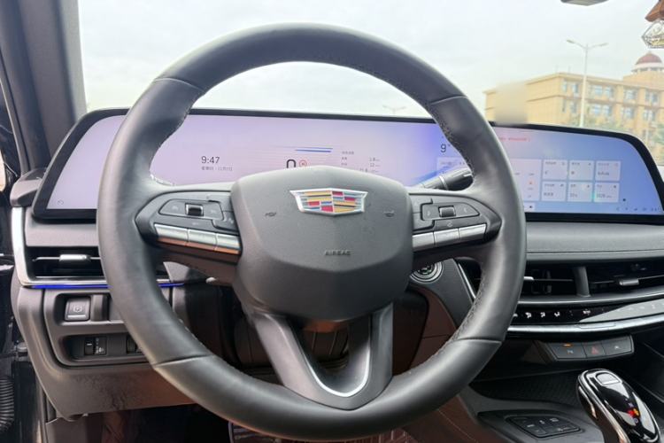 Used Cadillac CT5 2025 28T Urban Sport Edition Steering Wheel