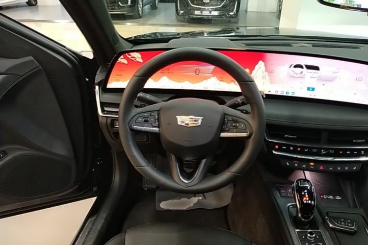 Used Cadillac CT5 2025 28T Track Performance Edition Steering Wheel