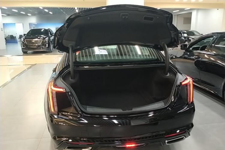 Used Cadillac CT5 2025 28T Track Performance Edition Trunk