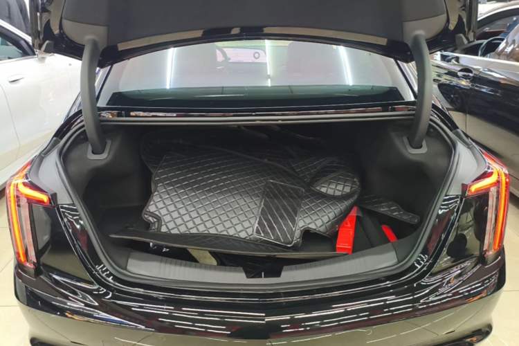 Used Cadillac CT5 2025 28T Track Performance Edition Trunk