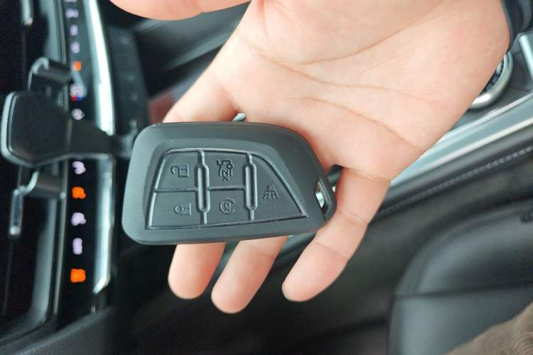 Used Cadillac CT5 2025 28T Urban Sport Edition Vehicle Key