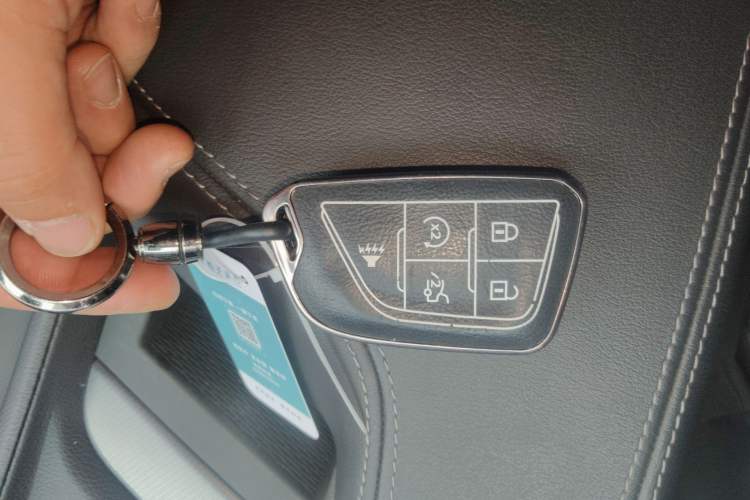 Used Cadillac CT5 2025 28T Urban Sport Edition Vehicle Key