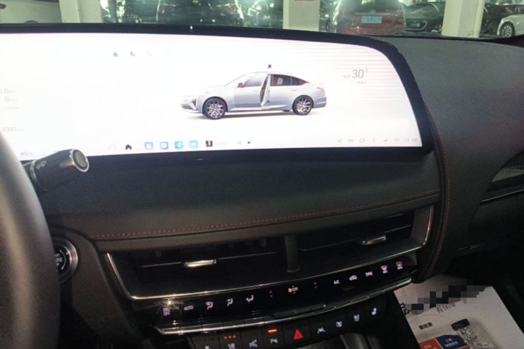 Used Cadillac CT5 2025 28T Track Performance Edition + Peak Track Optional Package Audio And AC Panel